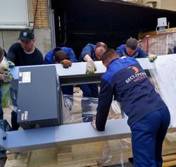 Переноска станка грузчиками Переноска станка грузчиками